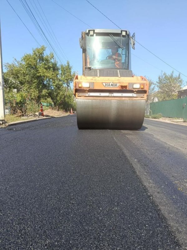 Завершаем работы по приведению к нормативному состоянию УДС Мариупольской агломерации Завершаем работы по приведению к нормативному состоянию УДС Мариупольской агломерации