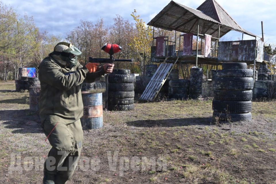 «СВОи Герои» Донбасса в деле: финалисты кадрового конкурса сразились в экстремальном многоборье «СВОи Герои» Донбасса в деле: финалисты кадрового конкурса сразились в экстремальном многоборье