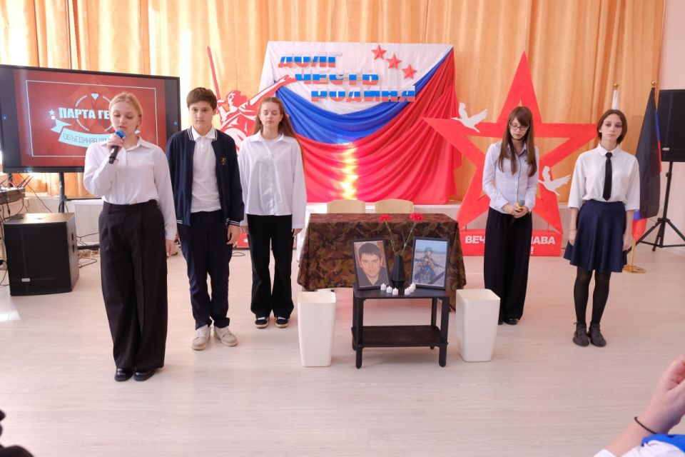 �� ������ ��� ������!. � ������� ����� � 6 ������ ���������� ������� ����� ����� � ������ � ���� �����������, �������� � ���� ���, � ������ ��������� � ������� ���������