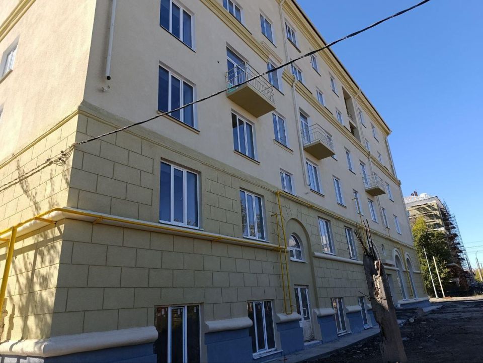 Ведется восстановление жилого здания на улице Артема в г. Мариуполе Ведется восстановление жилого здания на улице Артема в г. Мариуполе