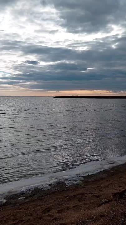 Левобережный пляж. Две стороны одной медали