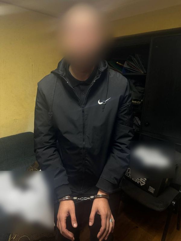 В столице Республики полицейские пресекли попытку незаконного сбыта наркотиков В столице Республики полицейские пресекли попытку незаконного сбыта наркотиков