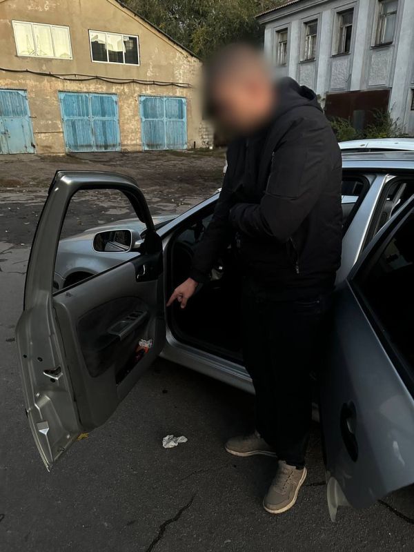 В столице Республики полицейские пресекли попытку незаконного сбыта наркотиков