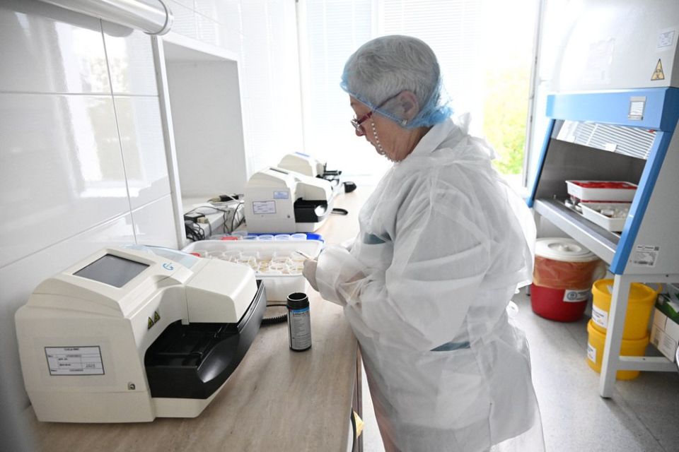 Мариупольская лаборатория на базе Больницы интенсивного лечения обеспечивает диагностикой весь юг ДНР, включая Мангуш, Новоазовск и Володарское Мариупольская лаборатория на базе Больницы интенсивного лечения обеспечивает диагностикой весь юг ДНР, включая Мангуш, Новоазовск и Володарское