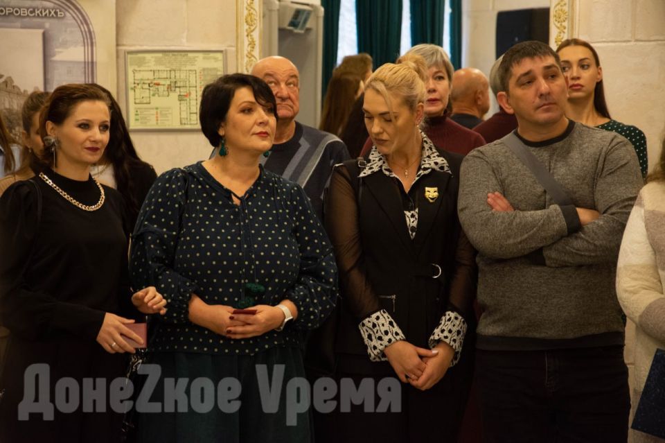 “К каждому в театре относился, как к члену семьи”: на Садовом открылась выставка о Геннадии Горшкове “К каждому в театре относился, как к члену семьи”: на Садовом открылась выставка о Геннадии Горшкове