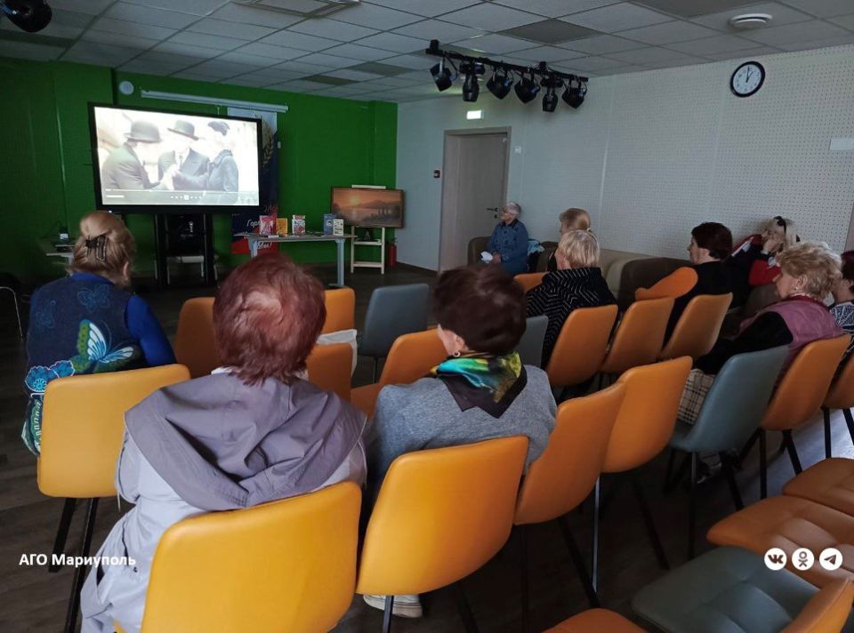 Пожилые мариупольцы вспомнили самые яркие роли Армена Джигарханяна Пожилые мариупольцы вспомнили самые яркие роли Армена Джигарханяна