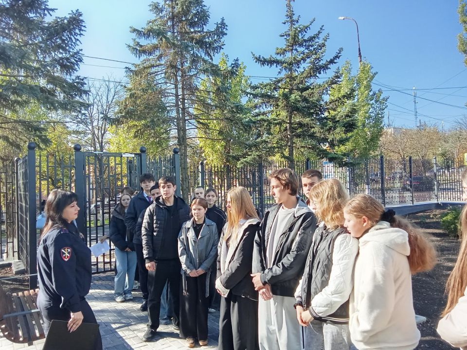 12345В ОМВД России «Мангушский» состоялся День открытых дверей 12345В ОМВД России «Мангушский» состоялся День открытых дверей