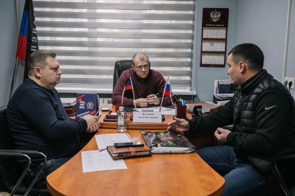 Антон Кольцов: Ответил на вопросы жителей левобережья Антон Кольцов: Ответил на вопросы жителей левобережья