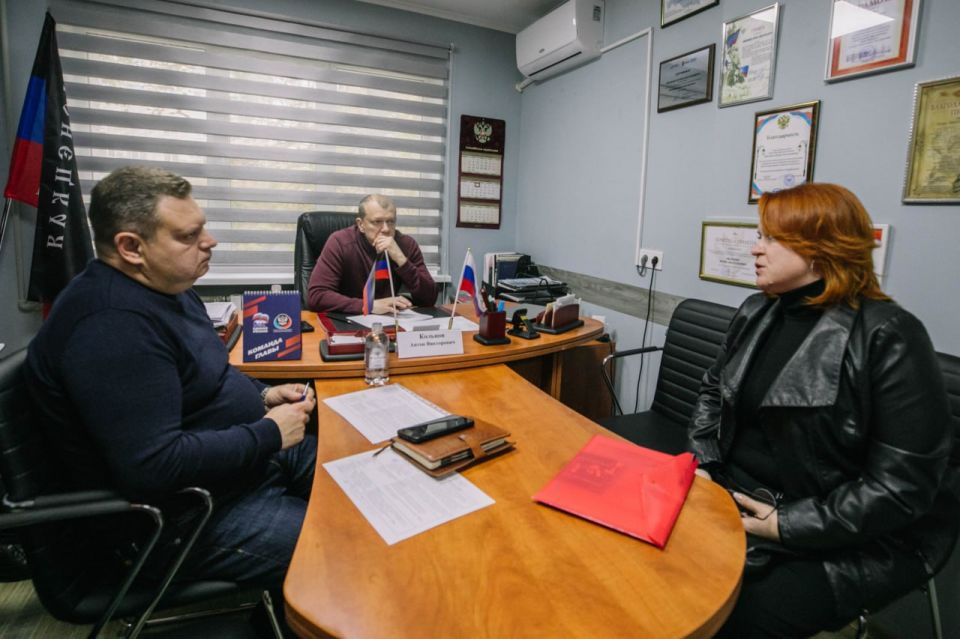 Антон Кольцов: Ответил на вопросы жителей левобережья Антон Кольцов: Ответил на вопросы жителей левобережья