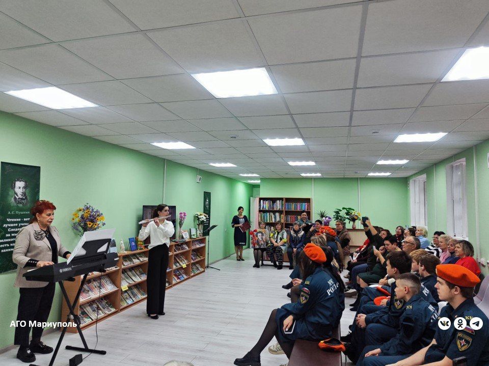 В Ильичевском районе Мариуполя после капремонта открылась библиотека В Ильичевском районе Мариуполя после капремонта открылась библиотека