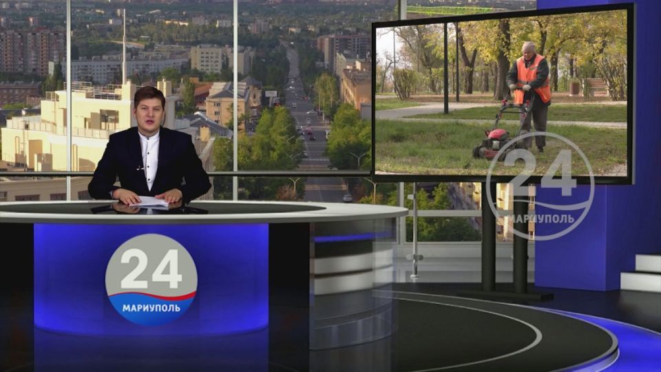 Сотрудники «Зеленстроя» благоустраивают ряд зеленых зон Мариуполя