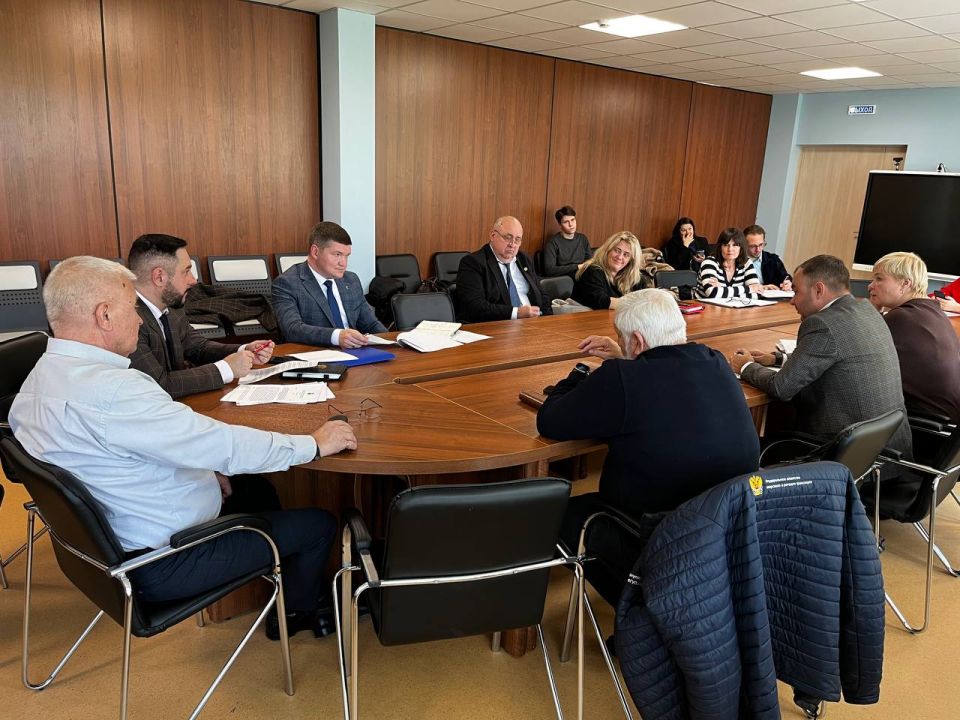 Состоялось очередное заседание Мариупольского городского совета Состоялось очередное заседание Мариупольского городского совета