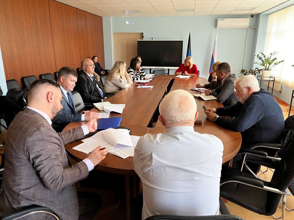 Состоялось очередное заседание Мариупольского городского совета Состоялось очередное заседание Мариупольского городского совета