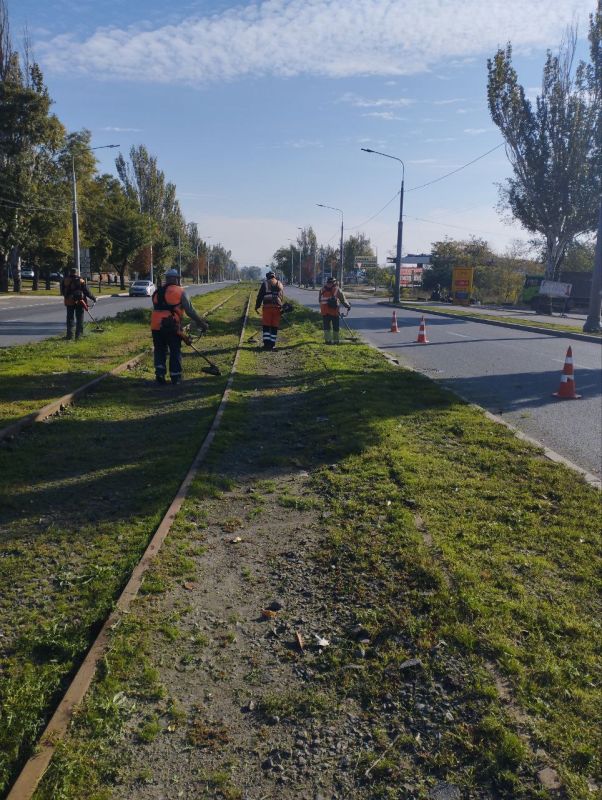 Мариупольтранс: Специалисты службы по обслуживанию и ремонту пути МУП«МАРИУПОЛЬТРАНС» произвели ремонт 74 м одиночного пути, в том числе ремонт стыков Мариупольтранс: Специалисты службы по обслуживанию и ремонту пути МУП«МАРИУПОЛЬТРАНС» произвели ремонт 74 м одиночного пути, в том числе ремонт стыков