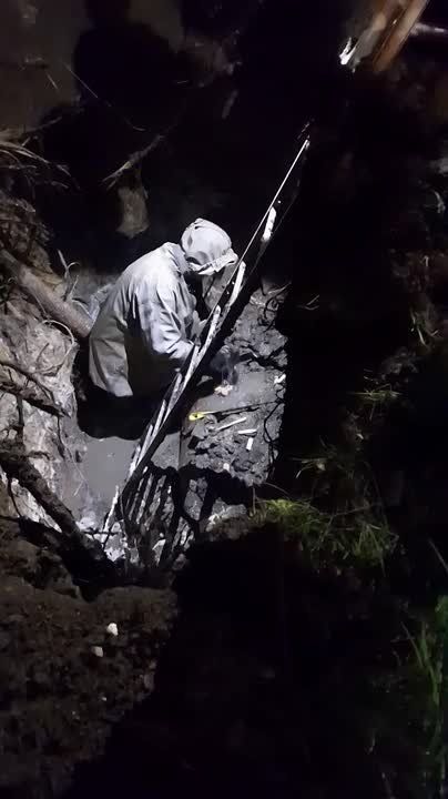 Мариупольские коммунальщики оперативно устранили течь водовода в Жовтневом районе