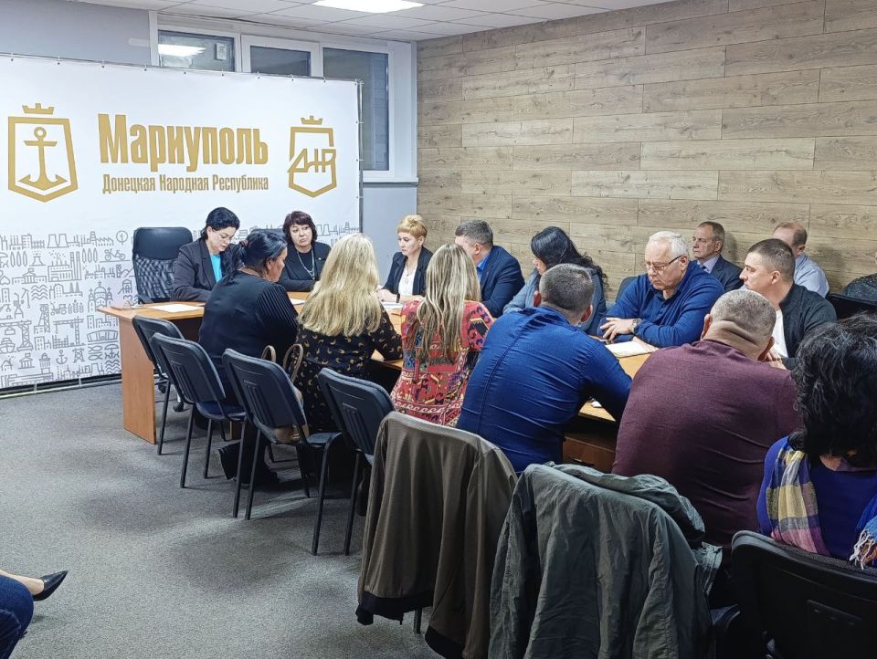 Общественный Совет муниципального образования городской округ Мариуполь рассмотрел ряд важных вопросов на третьем очередном заседании Общественный Совет муниципального образования городской округ Мариуполь рассмотрел ряд важных вопросов на третьем очередном заседании