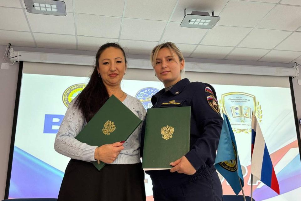 В мариупольских школах №14 и №59 созданы Школьные спасательные отряды В мариупольских школах №14 и №59 созданы Школьные спасательные отряды