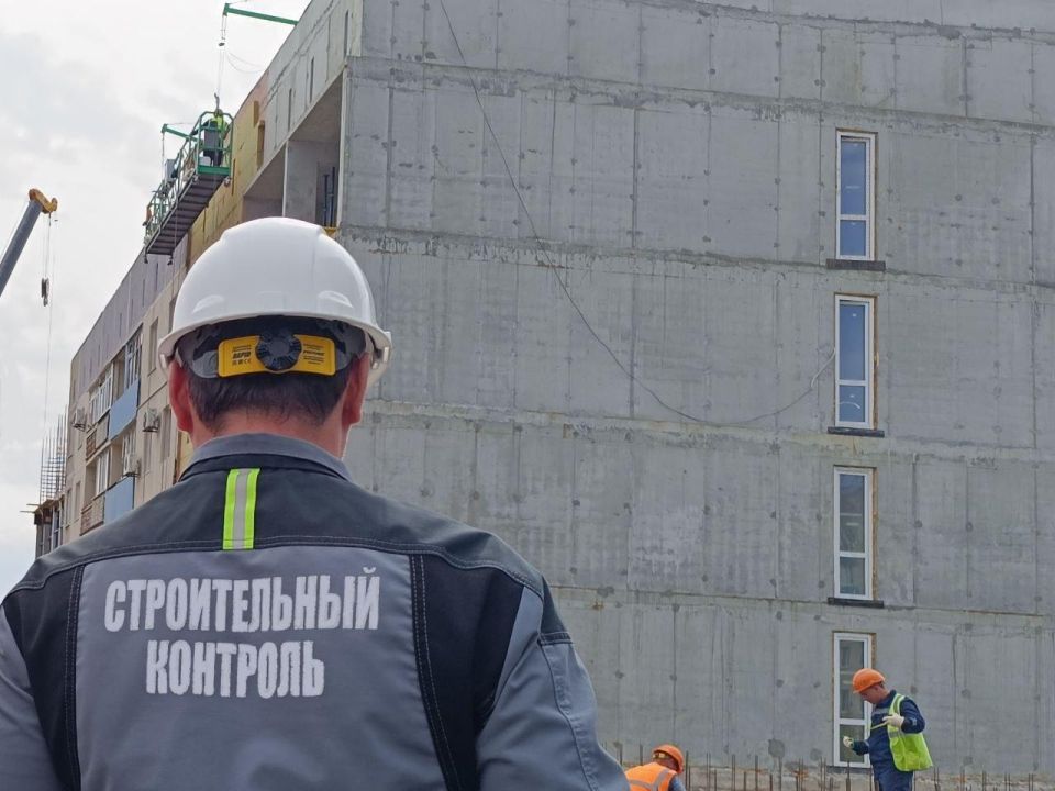 С начала года эксперты стройконтроля провели более 60 тысяч выездов на объекты в Мариуполе