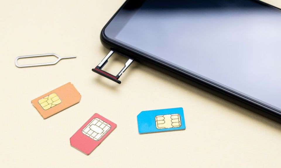 В ноябре 2025 года вступит в силу ограничение по числу сим-карт на человека