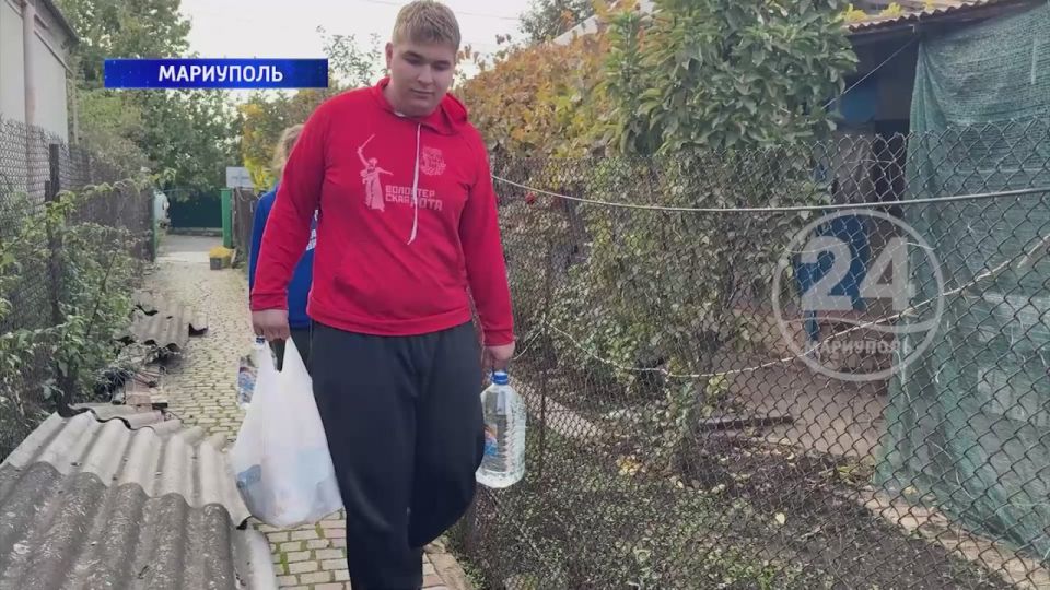 Волонтеры доставили адресную помощь нуждающимся мариупольцам