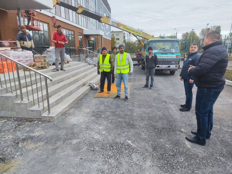 Трудовых мигрантов знакомят с правилами писаными и неписаными Трудовых мигрантов знакомят с правилами писаными и неписаными