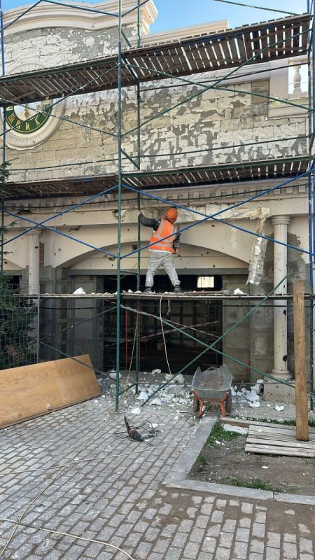 В Мариуполе завершается реконструкция здания Представительства Санкт-Петербурга В Мариуполе завершается реконструкция здания Представительства Санкт-Петербурга