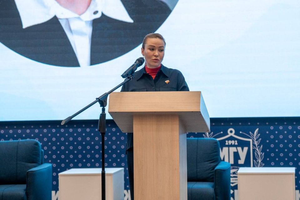  :    III    -2025,        . . . 