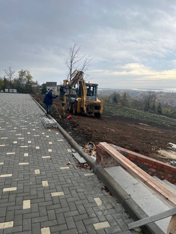 В Мариуполе создают современный парк отдыха у Азовского моря В Мариуполе создают современный парк отдыха у Азовского моря