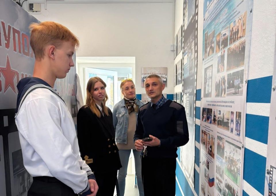 Морские лицеи Петербурга и Мариуполя развивают сотрудничество Морские лицеи Петербурга и Мариуполя развивают сотрудничество