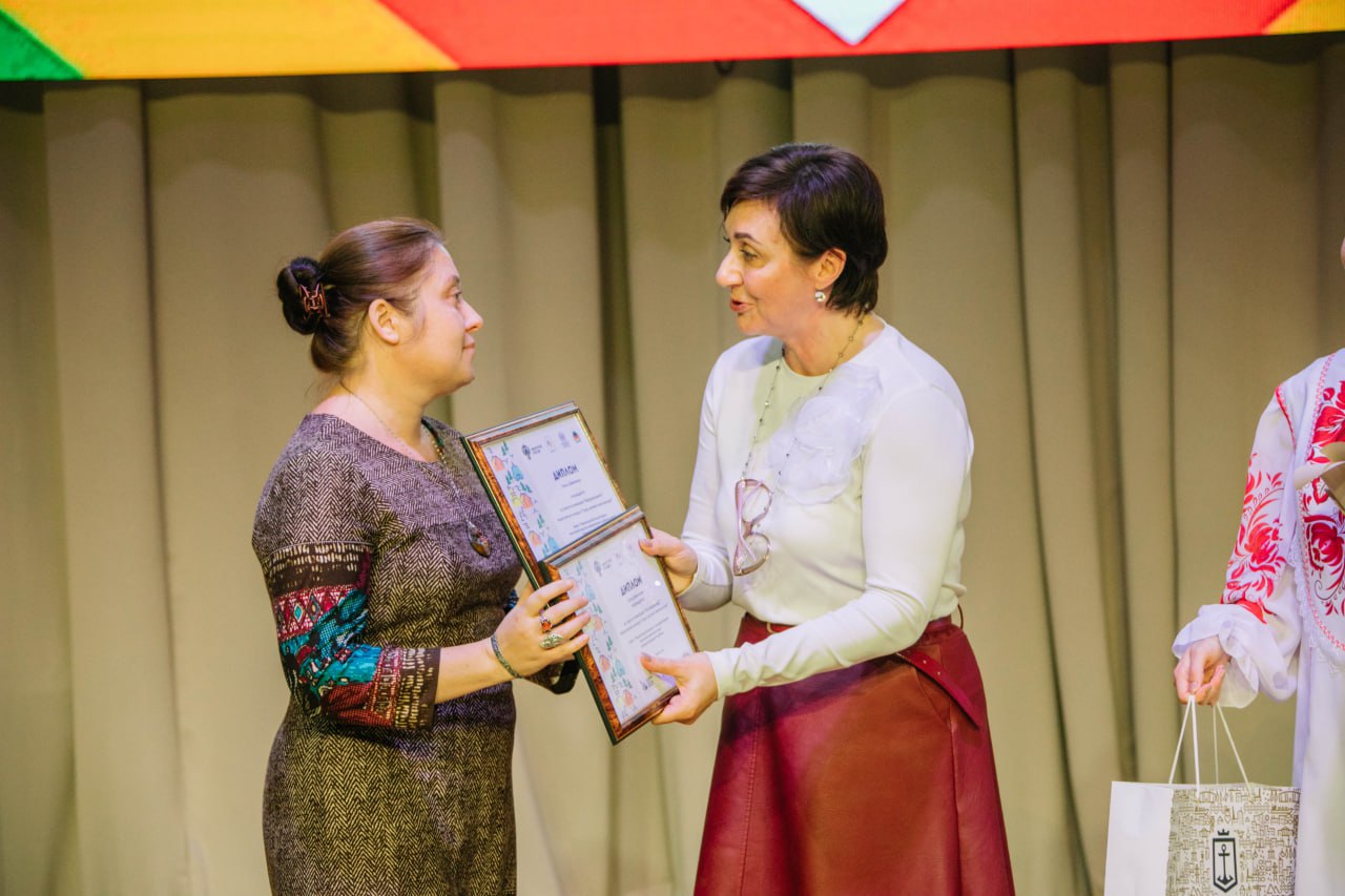 Антон Кольцов: Ко Дню народного единства провели торжественное собрание и праздничный концерт – за добросовестный труд и ответственное отношение к работе отметили сотрудников структурных подразделений Администрации... Антон Кольцов: Ко Дню народного единства провели торжественное собрание и праздничный концерт – за добросовестный труд и ответственное отношение к работе отметили сотрудников структурных подразделений Администрации...