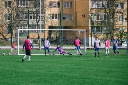 В Мариуполе прошел товарищеский матч по футболу с участием Санкт-Петербурга