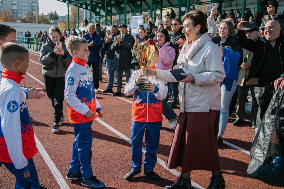  :     -             -  