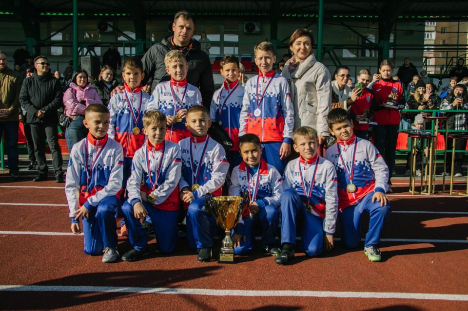  :     -             -  