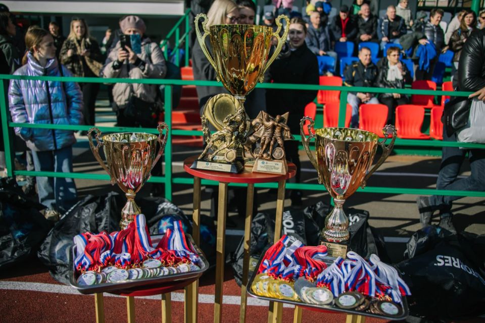  :     -             -  