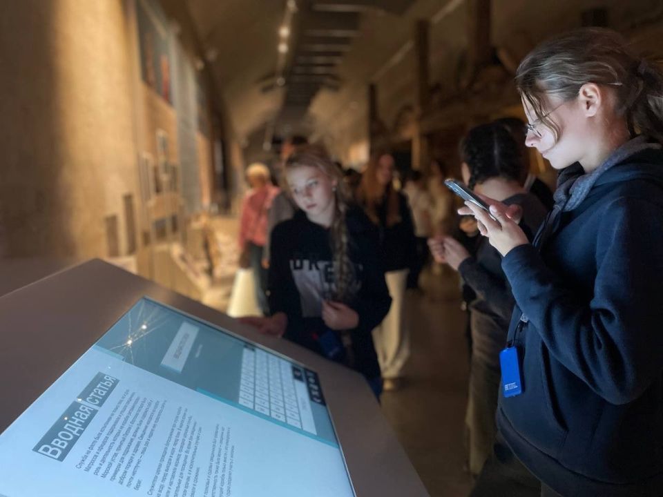 Мариупольские школьники открыли для себя Кронштадт Мариупольские школьники открыли для себя Кронштадт