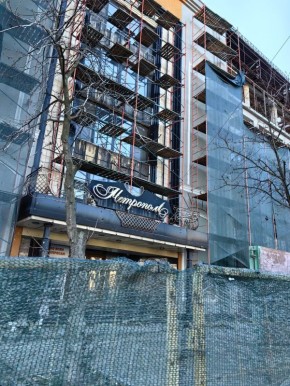 "Метрополь" начали ремонтировать