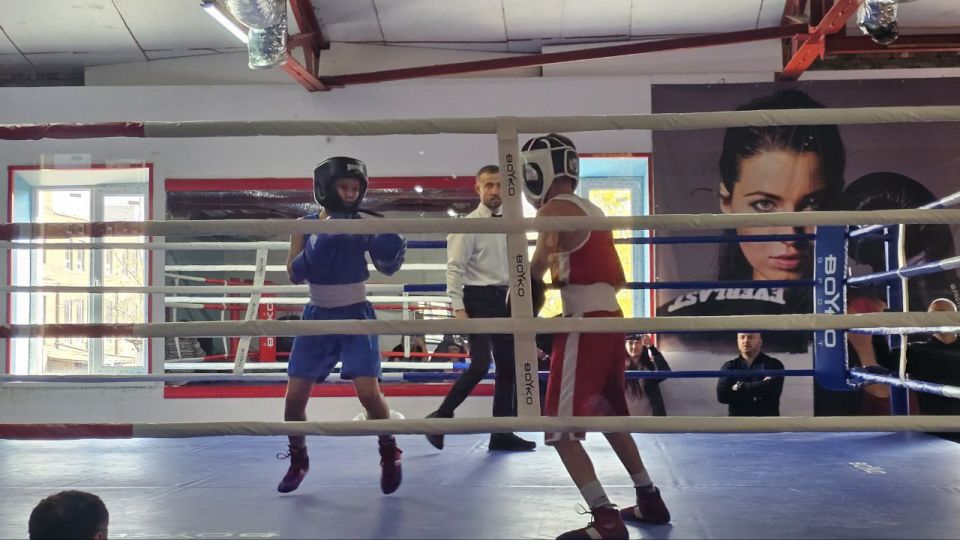 � ��������� ������ ���������� ������ �� ����� � ������ � �������� ����������� ���