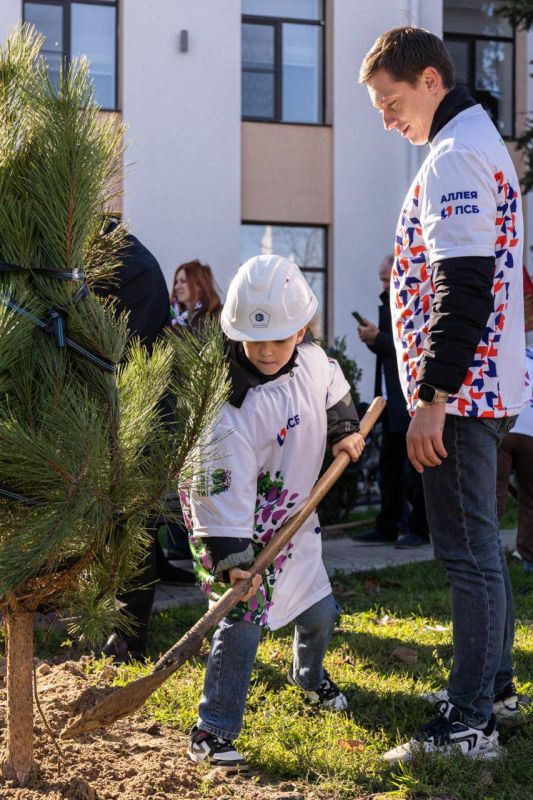 ����� ������ ����� ��������� � ������� � ��������� � 80-������ ��������� ������