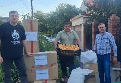 Накормят нуждающихся. 23 ноября в Мариуполе начнет работу бесплатная гуманитарная столовая - в кафе «Бухта» на Приморском бульваре