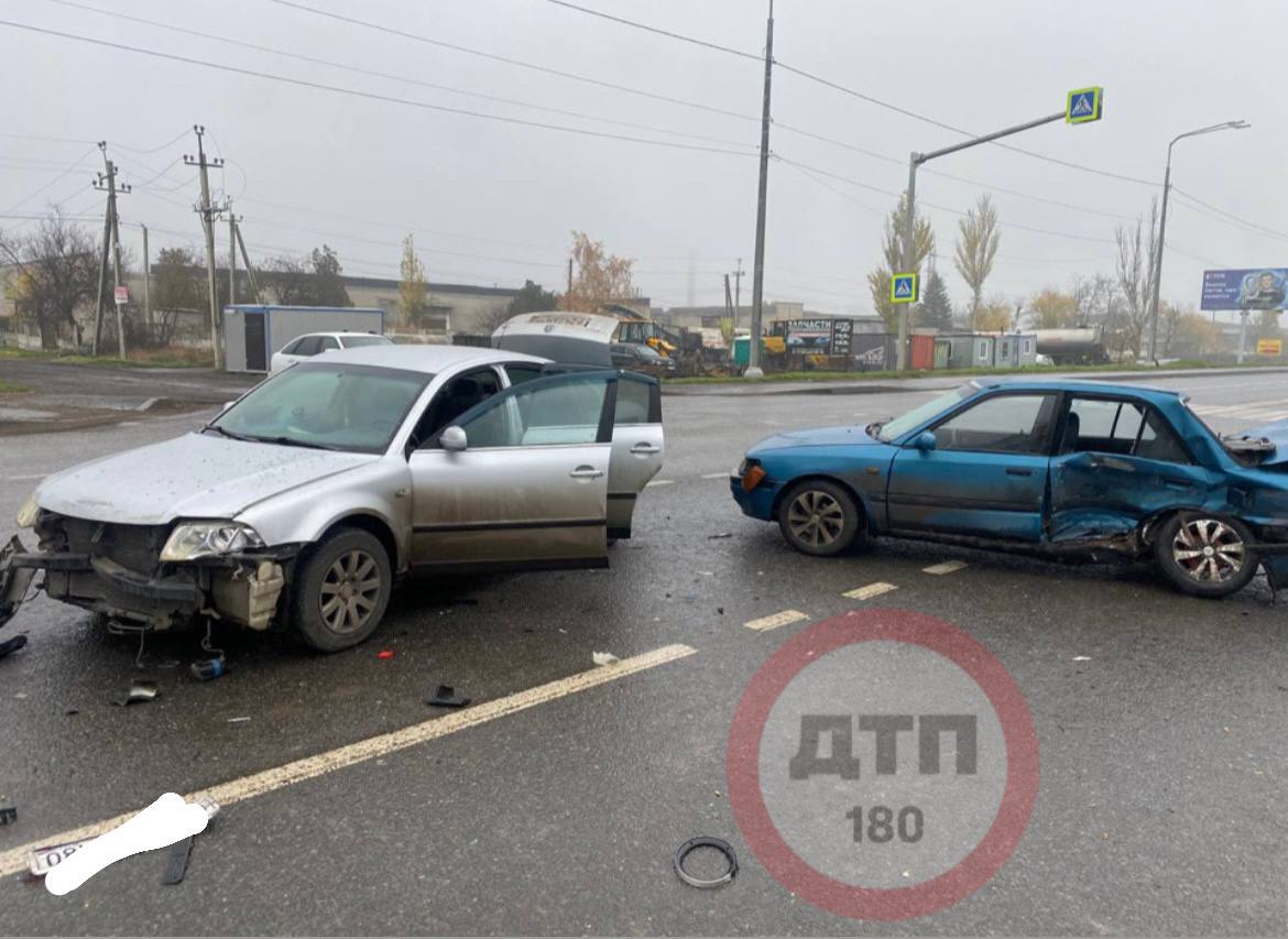 ДТП произошло на Володарском шоссе ДТП произошло на Володарском шоссе