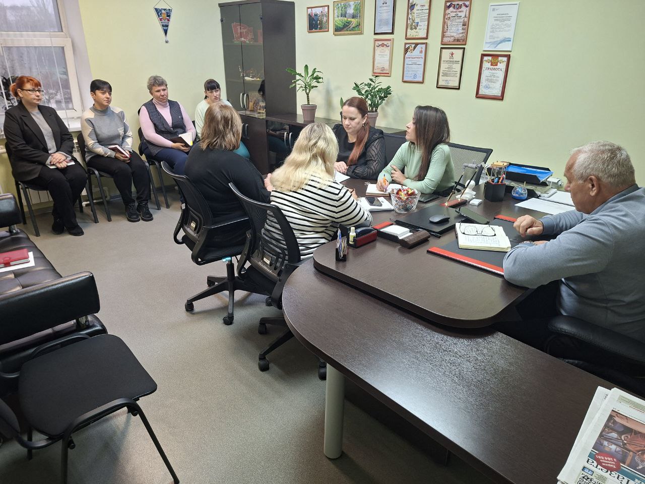 Состоялась встреча руководителя Управы Ильичевского внутригородского района города Мариуполь Скударь Владимира с сотрудниками Управы