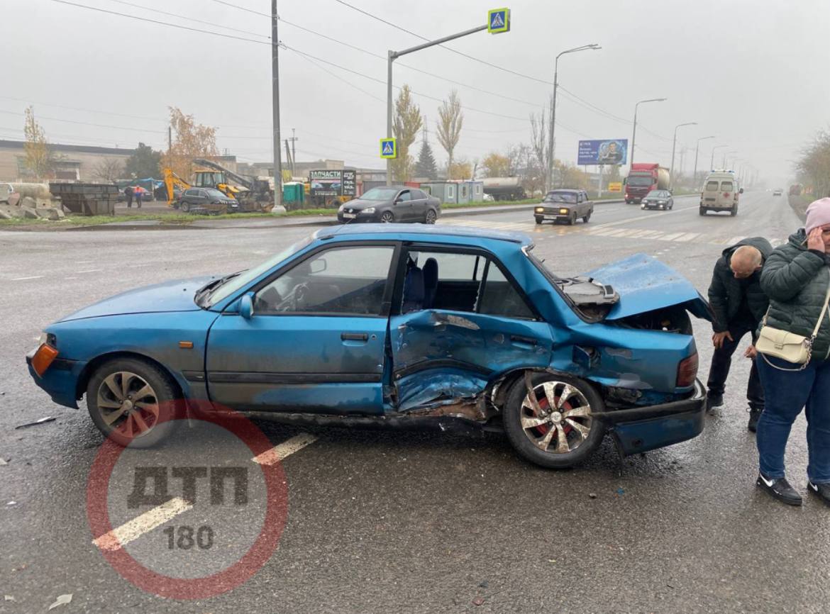 ДТП произошло на Володарском шоссе ДТП произошло на Володарском шоссе