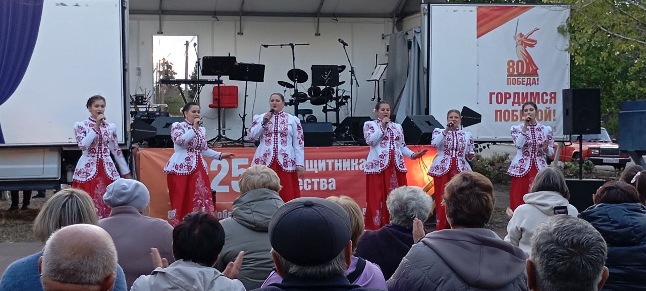 Гастроли по Володарскому округу охватили более 600 зрителей Гастроли по Володарскому округу охватили более 600 зрителей