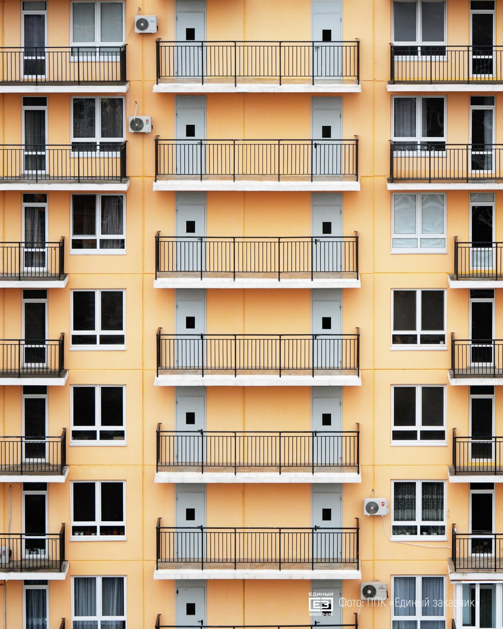 Уже построили и ввели 48 многоквартирных домов для жителей Мариуполя! Уже построили и ввели 48 многоквартирных домов для жителей Мариуполя!