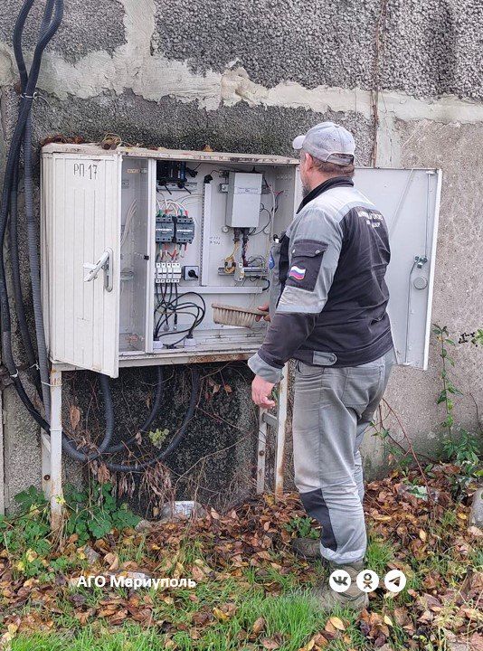 Мариупольские энергетики провели ревизию шкафов управления освещением