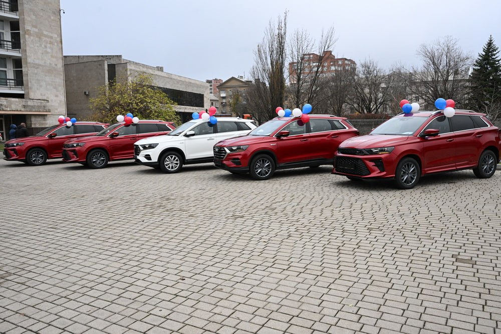 Денис Пушилин: Пятерым ветеранам боевых действий Донецкой Народной Республики передали автомобили Денис Пушилин: Пятерым ветеранам боевых действий Донецкой Народной Республики передали автомобили