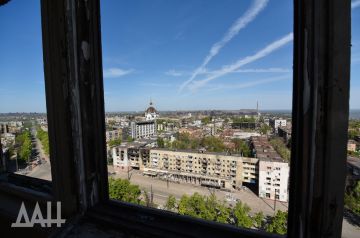 В морском порту Мариуполя будет оборудован грузовой постоянный многосторонний пункт пропуска через государственную границу России — подписано соответствующее распоряжение