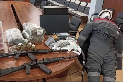 �����-��������� �������� ������������� ����� ����� ������� ������������� �� ����