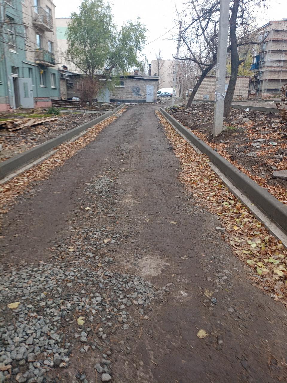 Технадзор Подмосковья контролирует работы по благоустройству дворов в Приморском районе Технадзор Подмосковья контролирует работы по благоустройству дворов в Приморском районе