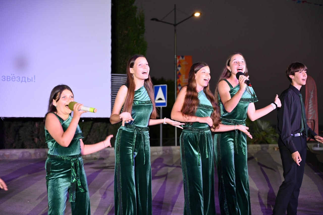 Бессменный руководитель «Кантилены» знает секреты огранки голосов Бессменный руководитель «Кантилены» знает секреты огранки голосов